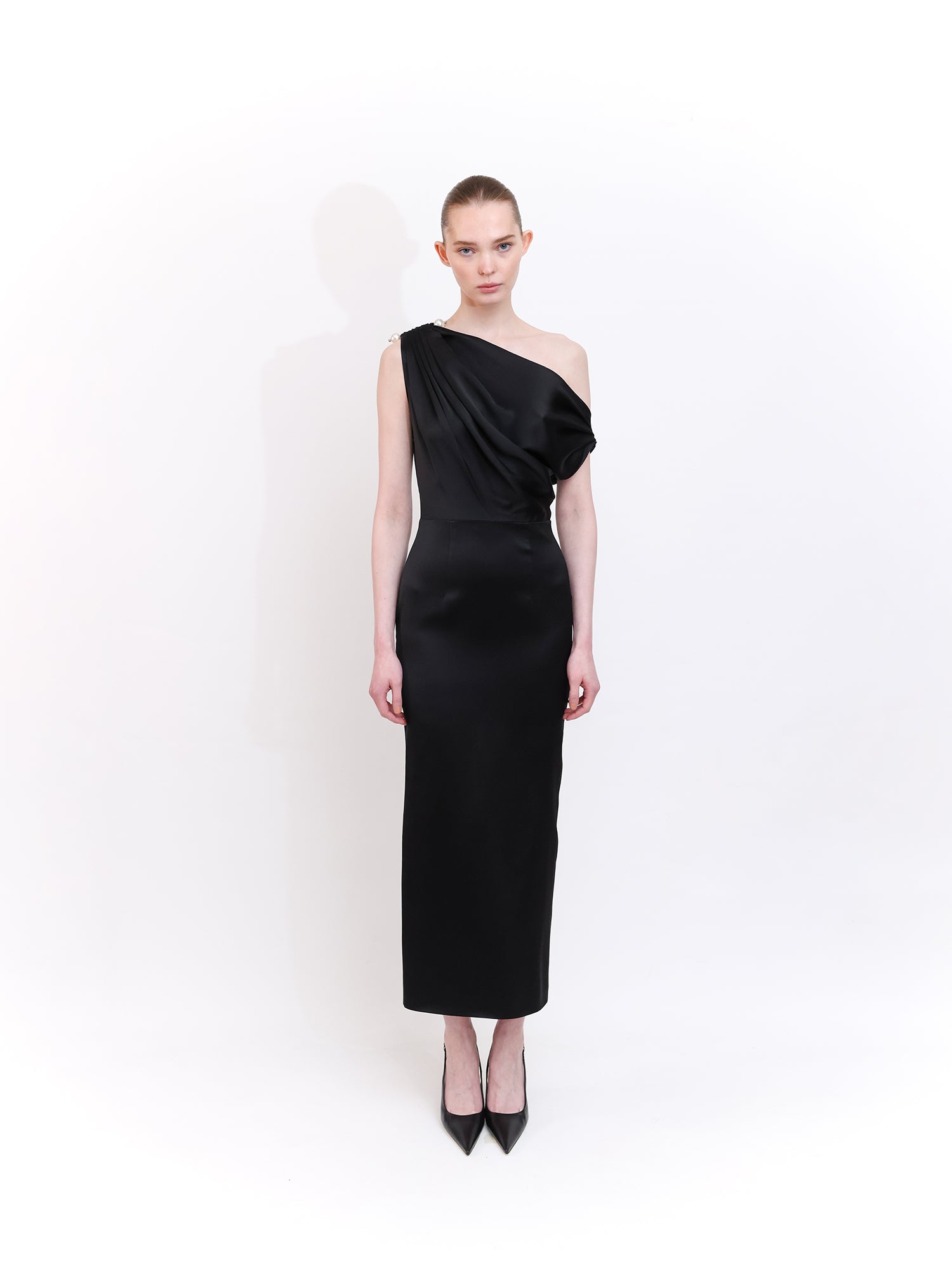 Asymmetric Shoulders Dress With Pearl Accessory