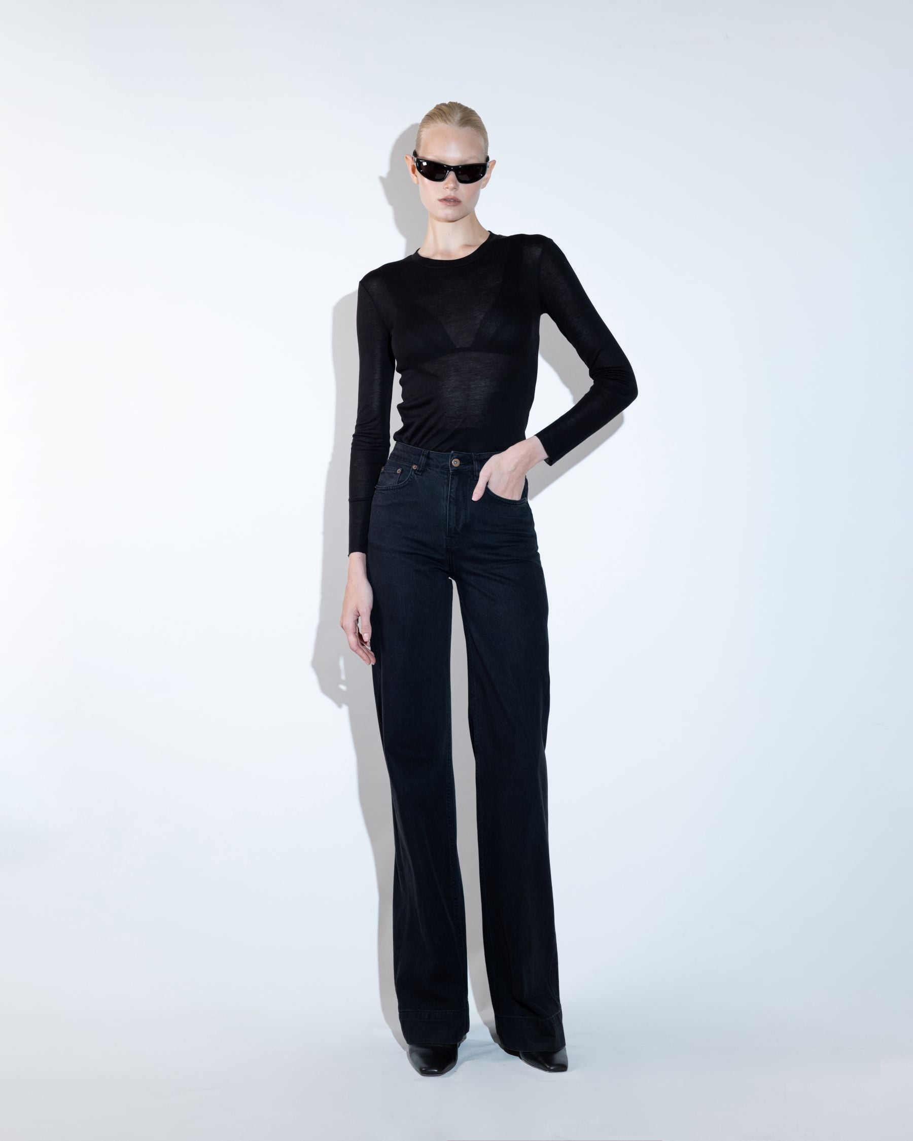 Black Wide-Leg Cut Denim Pants